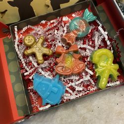 Mini gift box for children.