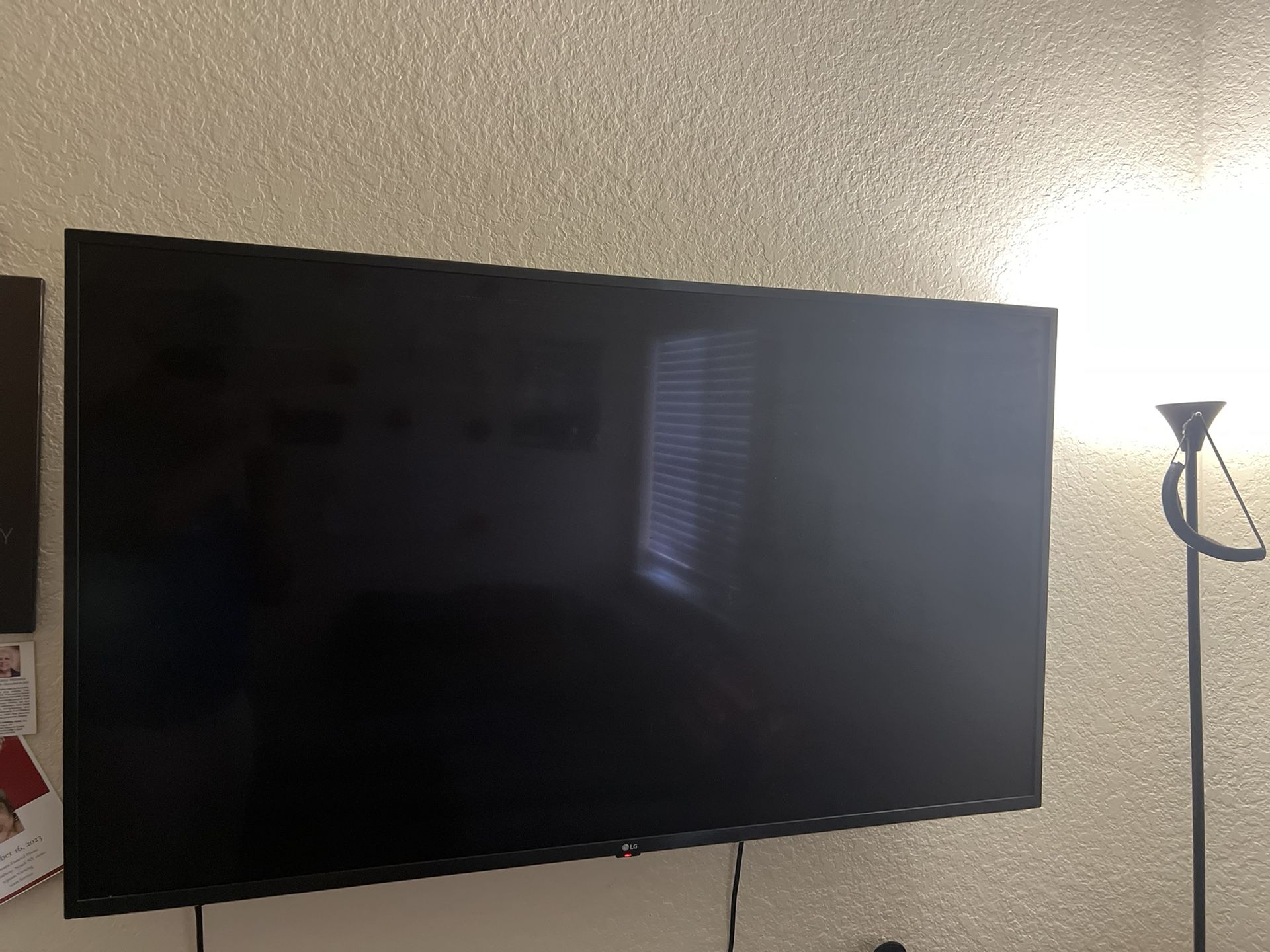 LG 55’ LED TV