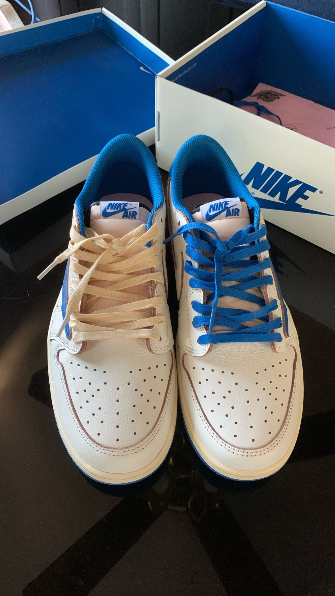 Jordan 1 Low Fragment