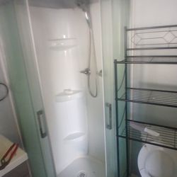 Mueble de baňo y tina de baňo medical gabinet