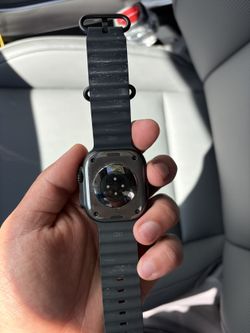 Apple Watch Ultra 2 49mm Black Titanium - Like New