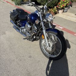 Yamaha v Star 2005