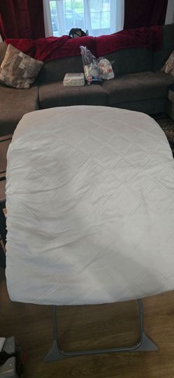 Baby mattress w protective cover