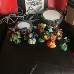 Xbox 360 And 3DS Power Portal-12 SkyLanders And Skylanders Pyros Adventure Game