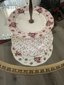 Royal Albert Pastry Dish