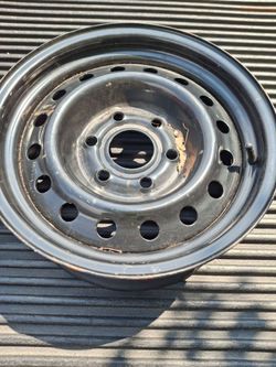 Chevy GMC 1500 wheel