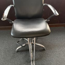 Salon Chair For Hair Stylist 