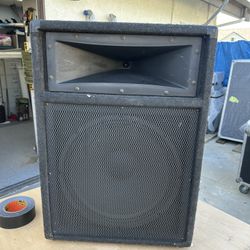 PA Speakers - Pair Carvin Model 832