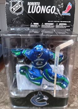 Rare find McFarlane NHL Roberto Luongo Captain 6inch action Goalie figure