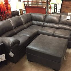 Bladen Sectional Couch