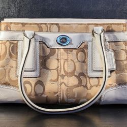 Authentic Coach Signature Hamptons Carryall Purse – Excellent Condition