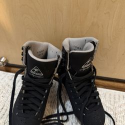 jackson 1595 Ice Skating Boots kid Size 10 