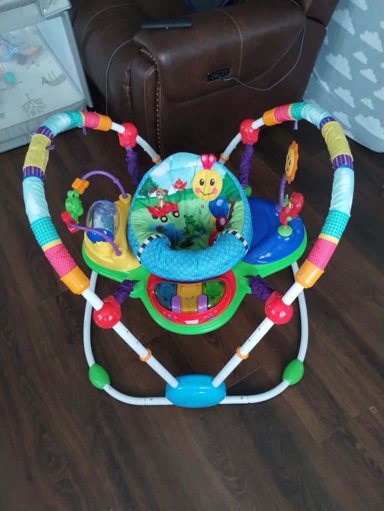 Baby bouncer