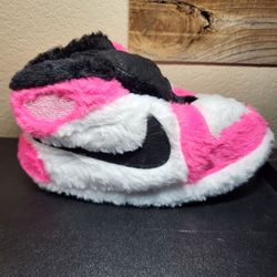 *NEW* Nike Dunk Air Jordan Plush Fluffy Slippers Pink/White One Size Fits Most