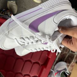 Nikes 