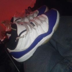 Jordan 11 Low 2020 Sz 10 W Sz 8M