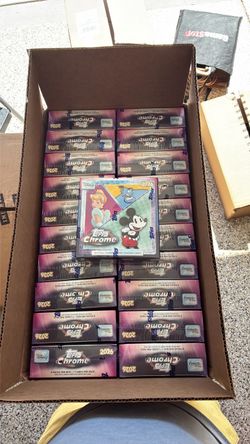 2026Topps Chrome  Disney Mega box