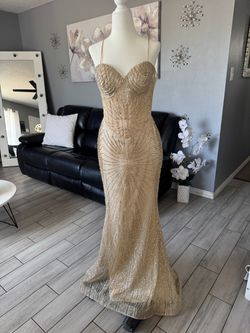 Gold dress ✨