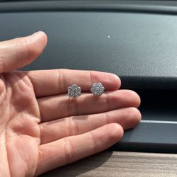 14k White Gold 2ct VS1 Diamonds Earrings 