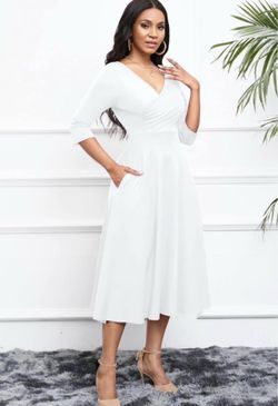 White dress. Size M. New