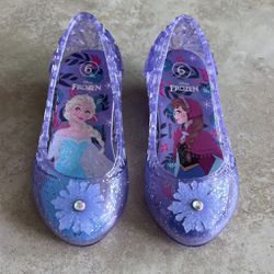 Frozen Toddler Girl’s Light Up Slip On Jelly Shoes / Slippers, Size 6