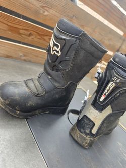 Riding boots