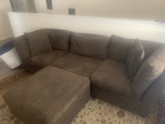 Deal of the year 60 inch tv plus 4 piece couch