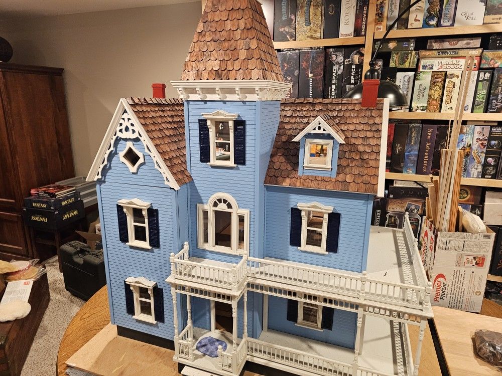 Dollhouse, Great Xmas Gift $175, Negotiation Available 