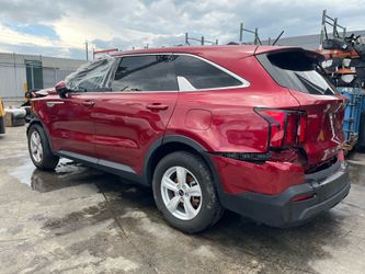 Parts 2021 - 2023 KIA SORENTO LX 2.5L PARA PIEZASa