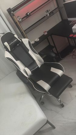 Gamer chair