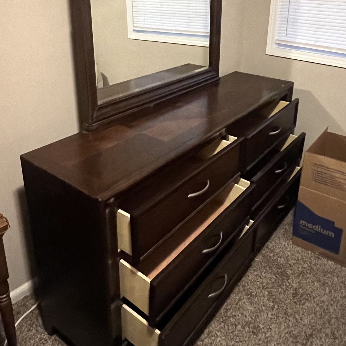 Dresser With Matching Detachable Mirror