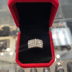14k Ladies Yellow Gold Diamond Ring 