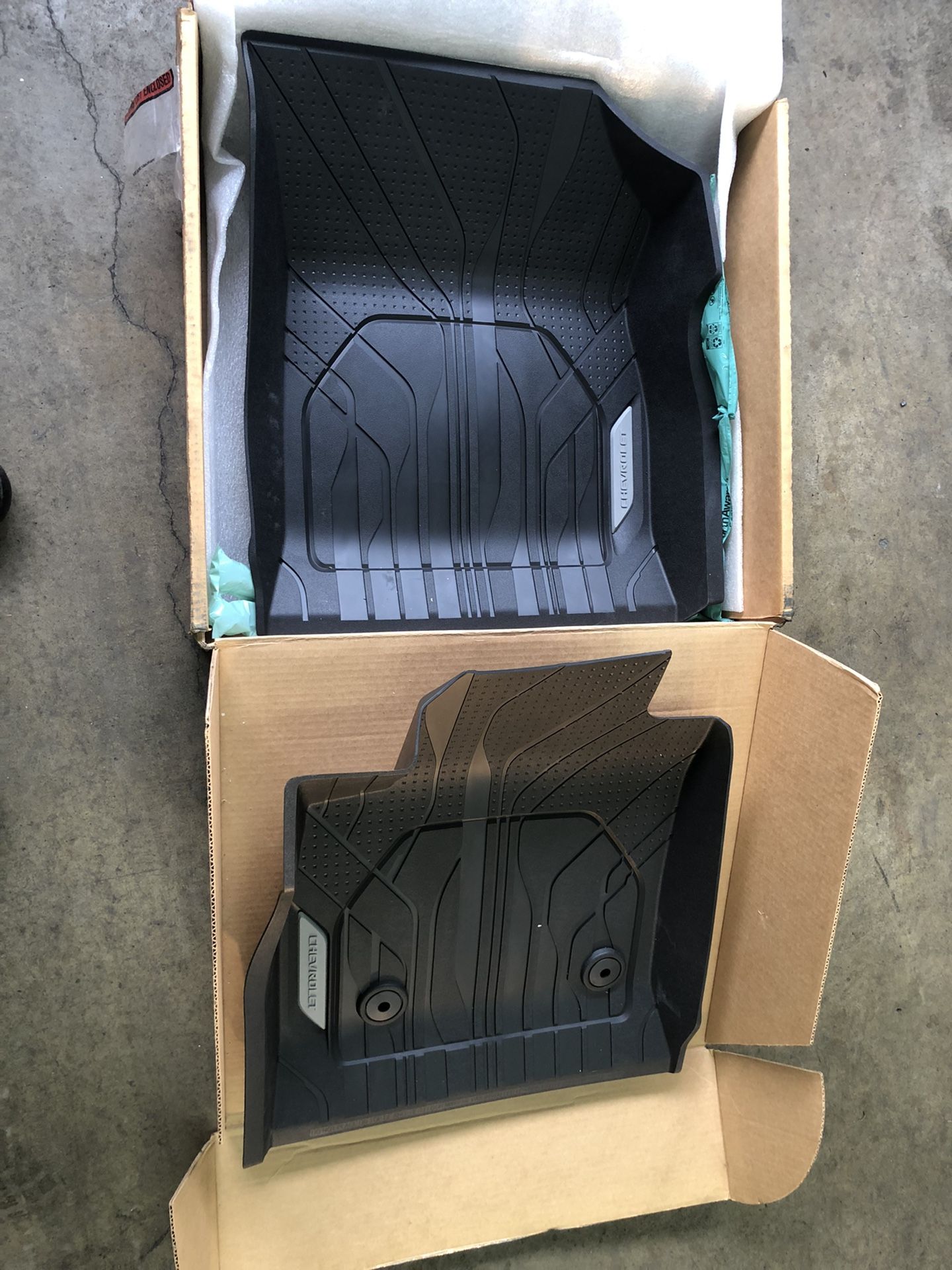 NewNew2nd Generation Chevrolet Cruze Weather Tech Front Floor Mats. New.