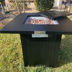 New Display Patio Fire Pit 28” Propane