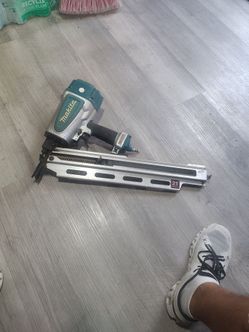Makita 21° Framing Nailer
