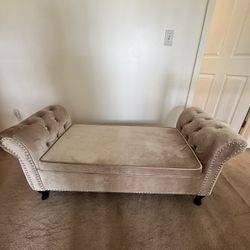 Elegant Tufted Velvet Bench