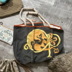 $5 Each item womens Handbags ! Bundle & Get free