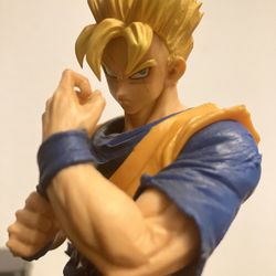 Future Gohan Figure