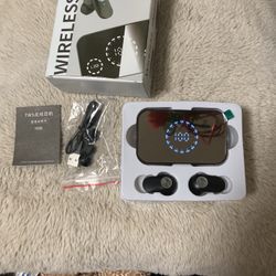True Wireless Earbuds And Backup Battery Charger Plus Mirror Casing