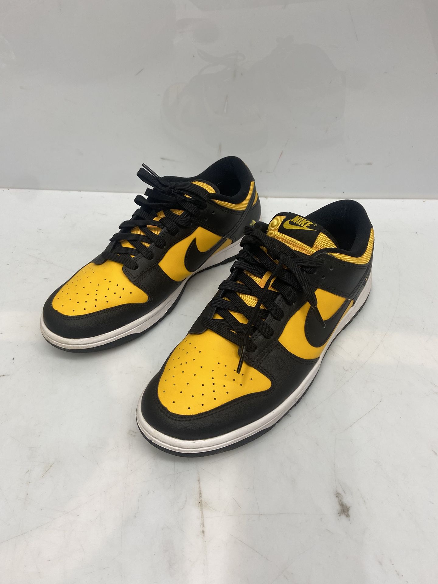 Dunk Low 'Reverse Goldenrod' Nike / Sneakers / Dunk