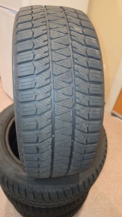 Tires Blizzar Brand New 205/55R16 Pierces