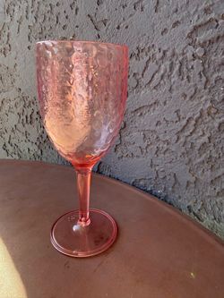Set 28 qty plastic Pink Acrylic Wine Glass with Hammered Texture