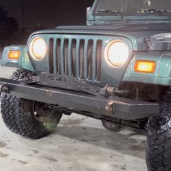 Jeep bumper 