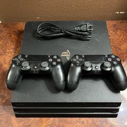 PS4 PRO. 1TB