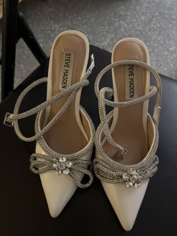 Bow Heels