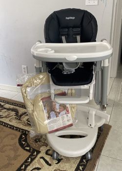 LIKE NEW- Peg Perego Tatamia 3 in 1 highchair with new seat cover!
