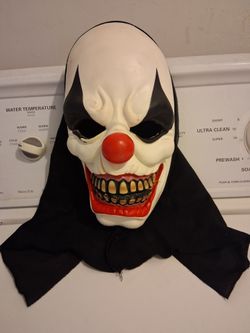 Scary Clown Rubber Mask