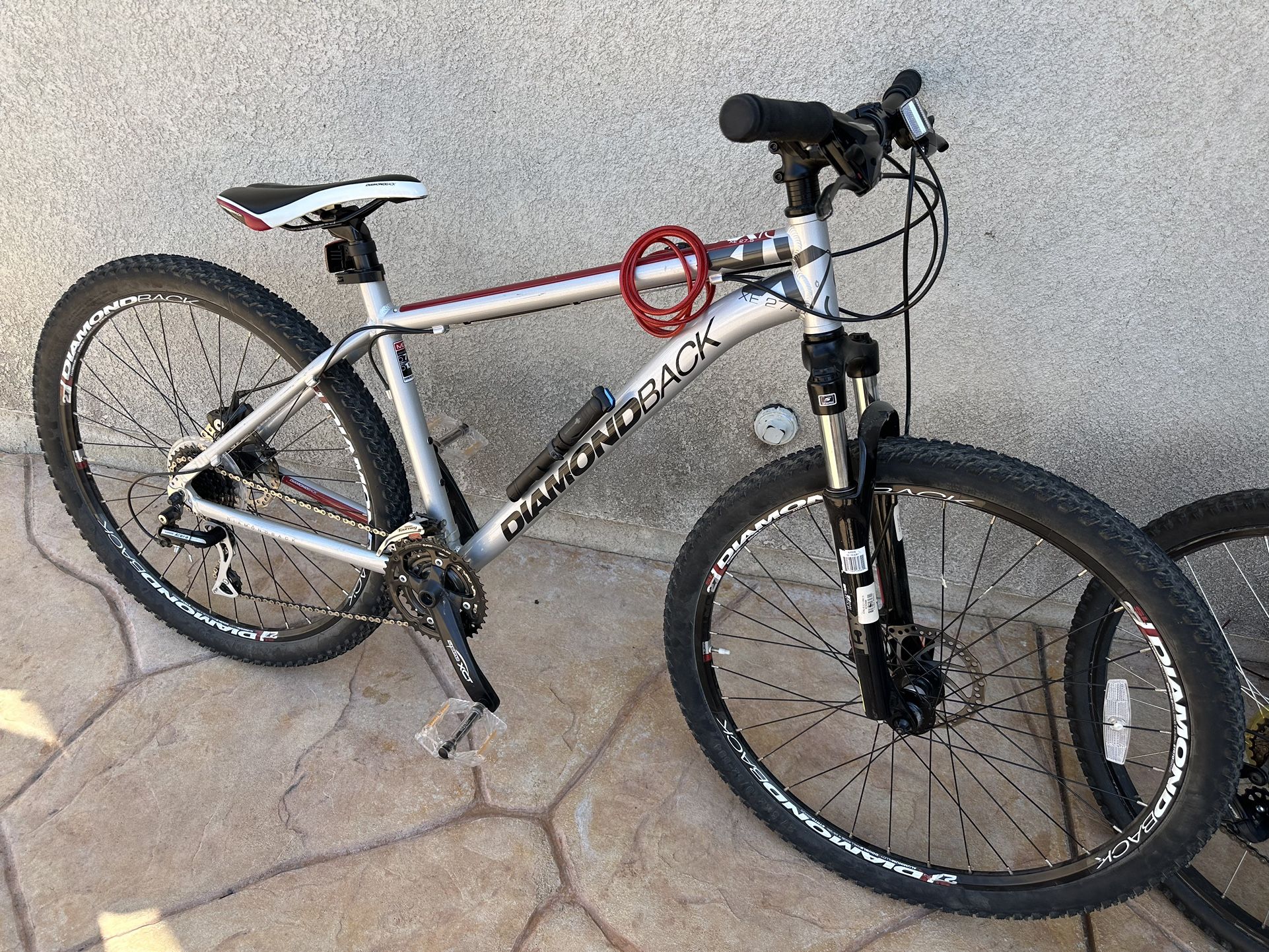 Diamondback Axis 27.5” Mountain Bike