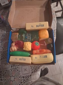 Squishy box, 18 squishys