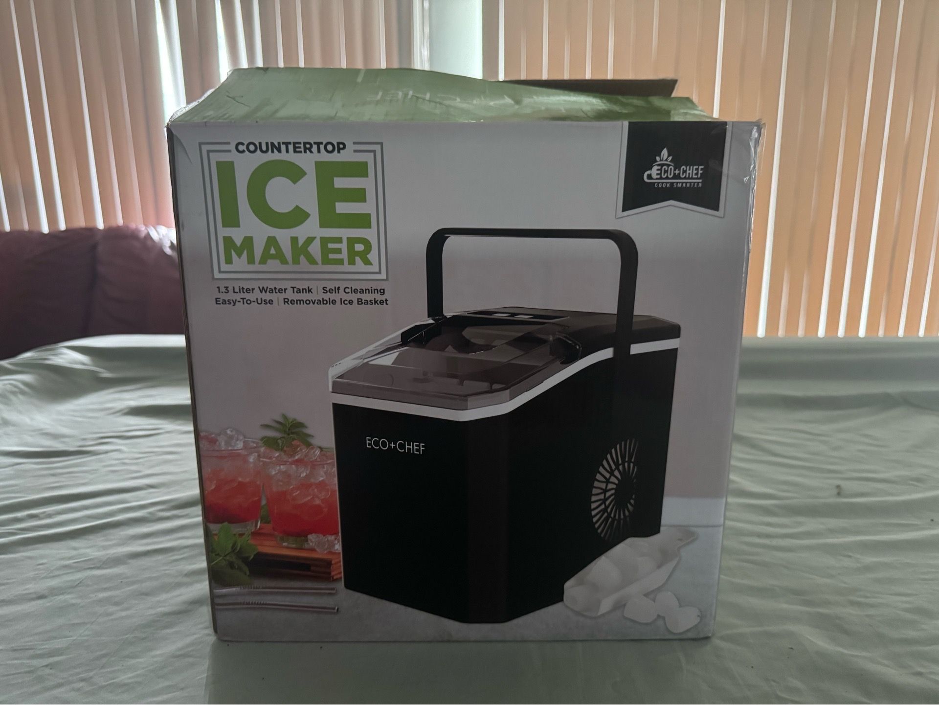 Brand new Ice Cube Maker